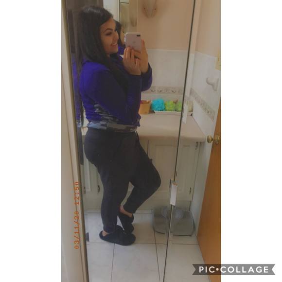 Meet your Posher, Roxanne - Picture 1 of 1